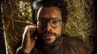 La Casa De Papel: «Στριμωγμένος» ο Professor στο νέο teaser που κυκλοφόρησε από το Netflix