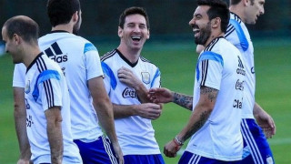 Ο Λαβέτσι διακωμωδεί τον Σαμπέγια (videos)