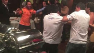 Καβγάς σε εστιατόριο πριν το ματς Βραζιλία - Κολομβία (video)