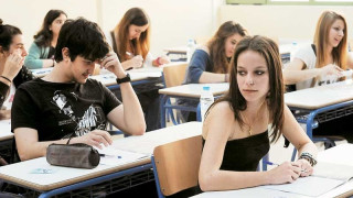 Τι αναμένουμε για τις φετινές βάσεις των Πανελλαδικών εξετάσεων