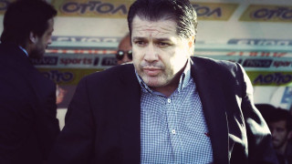 Παπαδόπουλος: «Δεν με πήραν ούτε ένα τηλέφωνο»