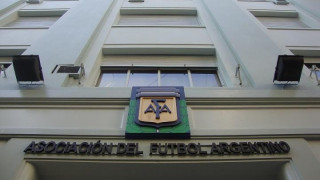 Χρηματικό πρόστιμο για τις... «απουσίες»