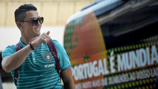 Η αγκαλιά του Κριστιάνο έκανε ευτυχισμένα τα πιτσιρίκια (VIDEO)