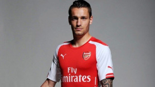 «Κανονιέρης» ο Ντεμπισί 