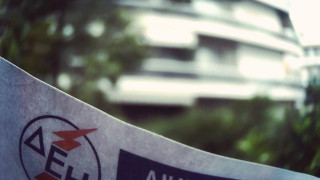 Η επιστράτευση άναψε φωτιές