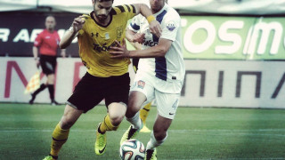 Με τον παρά ανά χείρας...