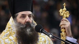 Απίστευτο! Ο Μητροπολίτης Σεραφείμ υπέρ Μαρινάκη! 