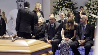 Ο συγκλονιστικός αποχαιρετισμός στον Ντον Αλφρέδο (pic)