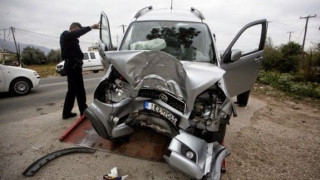 Ένας νεκρός και δύο τραυματίες σε τροχαίο στη Χαλκιδική