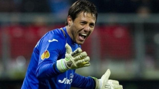 Ανανέωσε ο Ντιέγκο Άλβες