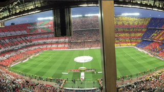 Ανεπανάληπτη ατμόσφαιρα στο «Καμπ Νου»! pics)