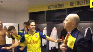 Το «πριμ» του εκτελεστικού διευθυντή και οι αποδοκιμασίες (video)