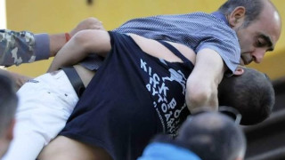 Ξύλο στην Κόρινθο (pics)