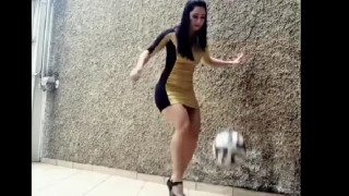  Όταν η μπάλα παίζεται με τακούνια! (ΒΙΝΤΕΟ) 