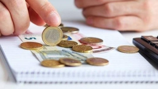 ΕΦΚΑ: 196.000 επαγγελματίες θα πληρώσουν επιπλέον εισφορές κατά το επόμενο εξάμηνο
