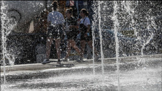 Καύσωνας – εξπρές από Δευτέρα, με ανέμους μέχρι 7-8 μποφόρ
