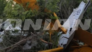 Ζάκυνθος: Σώθηκε από θαύμα ο χειριστής - Εικόνες από τη συντριβή του αεροσκάφους PZL