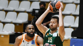 Ο Ηρακλής θέλει δίδυμο σέντερ με Ρέτζι Λιντς και Ίαν Βουγιούκα-Πήρε και Χαριτόπουλο