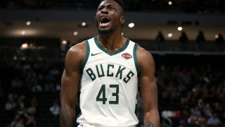 Για ακόμη δύο χρόνια στους Μιλγουόκι Μπακς ο Θανάσης Αντετοκούνμπο