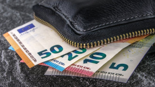 Παιδάκι 9 ετών βρήκε 300 ευρώ και τα πήγε στο αστυνομικό τμήμα