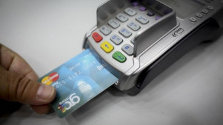 Ηλεκτρονικές αποδείξεις: Έρχεται έξτρα έκπτωση έως 5.000 ευρώ στον φόρο εισοδήματος