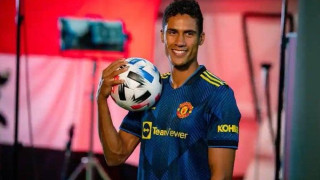 Επίσημο: Παίκτης της Μάντσεστερ Γιουνάιτεντ ο Βαράν