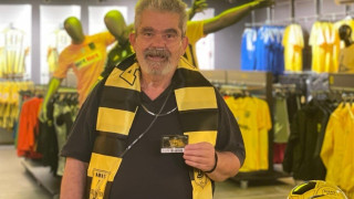 Ο πιο πιστός φίλαθλος του Άρη παρέλαβε το εισιτήριο διάρκειας