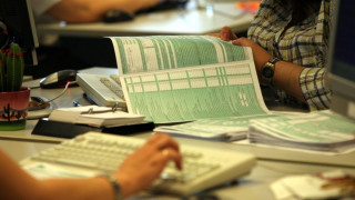 Φορολογικές δηλώσεις: Επιπλέον φόρος για 3 στους 10 φορολογούμενους