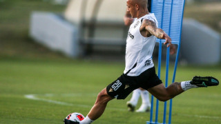 Οι... φάπες σε Μιτρίτσα, Σίντκλεϊ και Άκπομ!