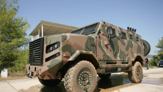 «ΟΠΛΙΤΗΣ»: Το ελληνικό τεθωρακισμένο «τζιπ» -Αντικαθιστά τα θρυλικά Mercedes