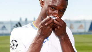 Καμαβινγκά: «Έπρεπε να αποδράσω από τον πόλεμο μαζί με την οικογένεια μου»