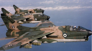 Oι Τούρκοι ακόμη τρέμουν τα A-7 Corsair