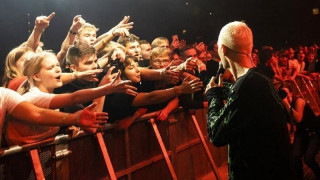 Δανία: Πανδημία τέλος; Συναυλία με 50.000 θεατές χωρίς μέτρα