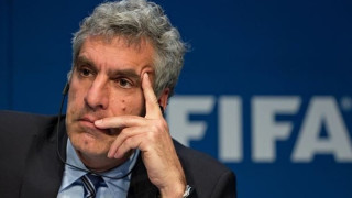 Ανέκδοτο και μετά... απόλυση για το διευθυντή επικοινωνίας της FIFA! (VIDEO)