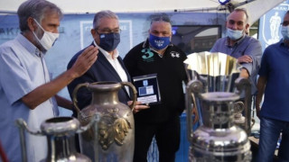 Ο ΓΣ Ηρακλής τίμησε τον Δημήτρη Κουτσούμπα