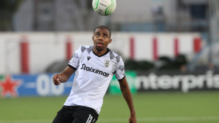 ΠΑΟΚ:  Η UEFA αποθέωσε τον Τέιλορ