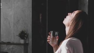 Κορωνοϊός: Θαυματουργές γαργάρες κατά του ιού; Ο ειδικός απαντά