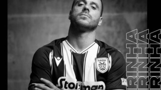 ΠΑΟΚ: Ο Βιεϊρίνια κέρασε όλο το αεροπλάνο για τις 250 συμμετοχές του!