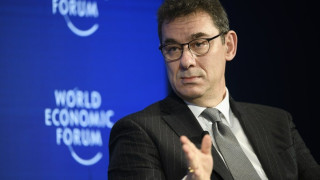 Πόσο κοντά είναι το τέλος της πανδημίας – Ο Άλμπερτ Μπουρλά απαντά