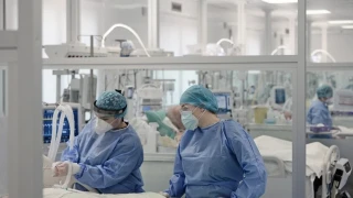 Κορωνοϊός: Σκέψεις για αλλαγές στην Επιτροπή εμπειρογνωμόνων