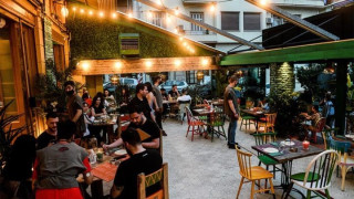 Free Go για 6,1 εκατ. Έλληνες εμβολιασμένους από το Σάββατο