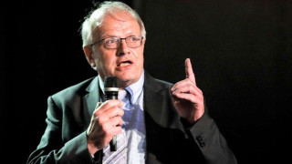 Σαντορίνη: Ο Τσελέντης διαψεύδει ότι εξασθενεί η σεισμική ακολουθία