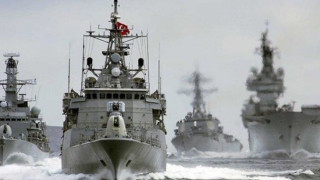 Ακραία πρόκληση: Aκταιωροί και ιστιοφόρα με υψωμένες τουρκικές σημαίες μπήκαν στο Καστελόριζο