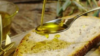 Ψωμί με...λάδι, τι αποκαλύπτουν οι έρευνες για αυτό το γεύμα