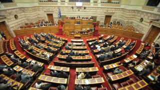 Δεν εμπιστεύομαι κανέναν…