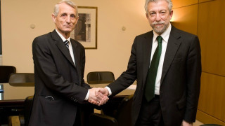 Τα πρόσωπα δίνουν κύρος στους θεσμούς