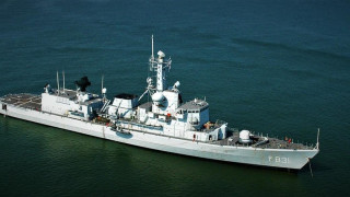 Θρίλερ στη Μαύρη Θάλασσα: Το ρωσικό Πολεμικό Ναυτικό παρακολουθεί αμερικανικό πλοίο