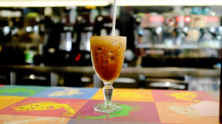 Θα πιείτε και δεύτερο καφέ; Δείτε τι θα συμβεί στην πίεση και στην καρδιά σας