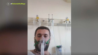 39χρονος ανεμβολίαστος συγκλονίζει: «Νόσησα και φοβήθηκα για τη ζωή μου»