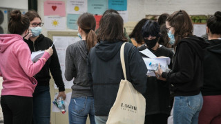 Το επόμενο βήμα: Φεύγουν οι μάσκες από τα σχολεία